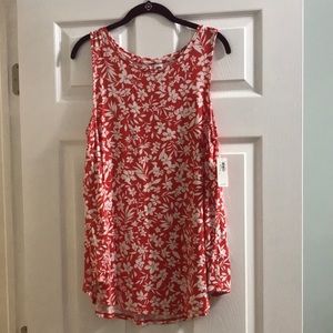 NWT Old Navy floral tanktop, size Large